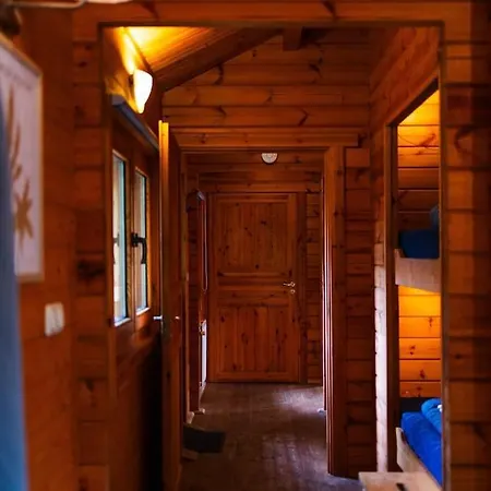 Holiday home Huisdiervriendelijk Houten In Het